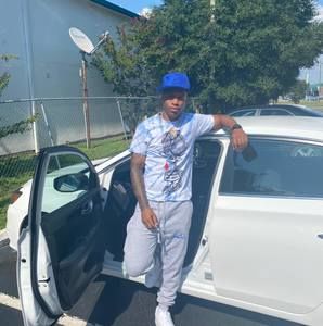 Meet your Posher, Collin